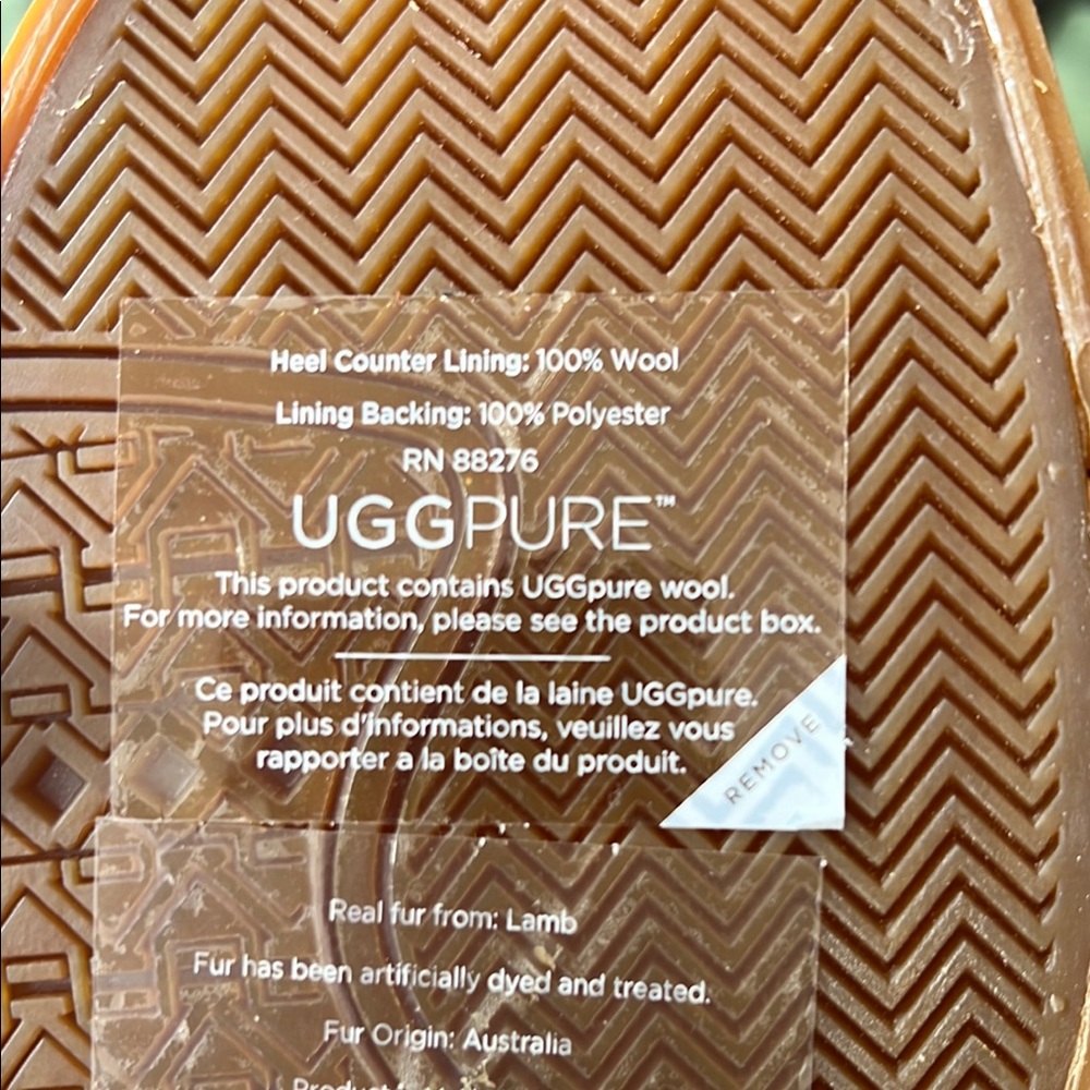 UGG High-Top Sneakers with Brown Soles - Picture 4 of 10
